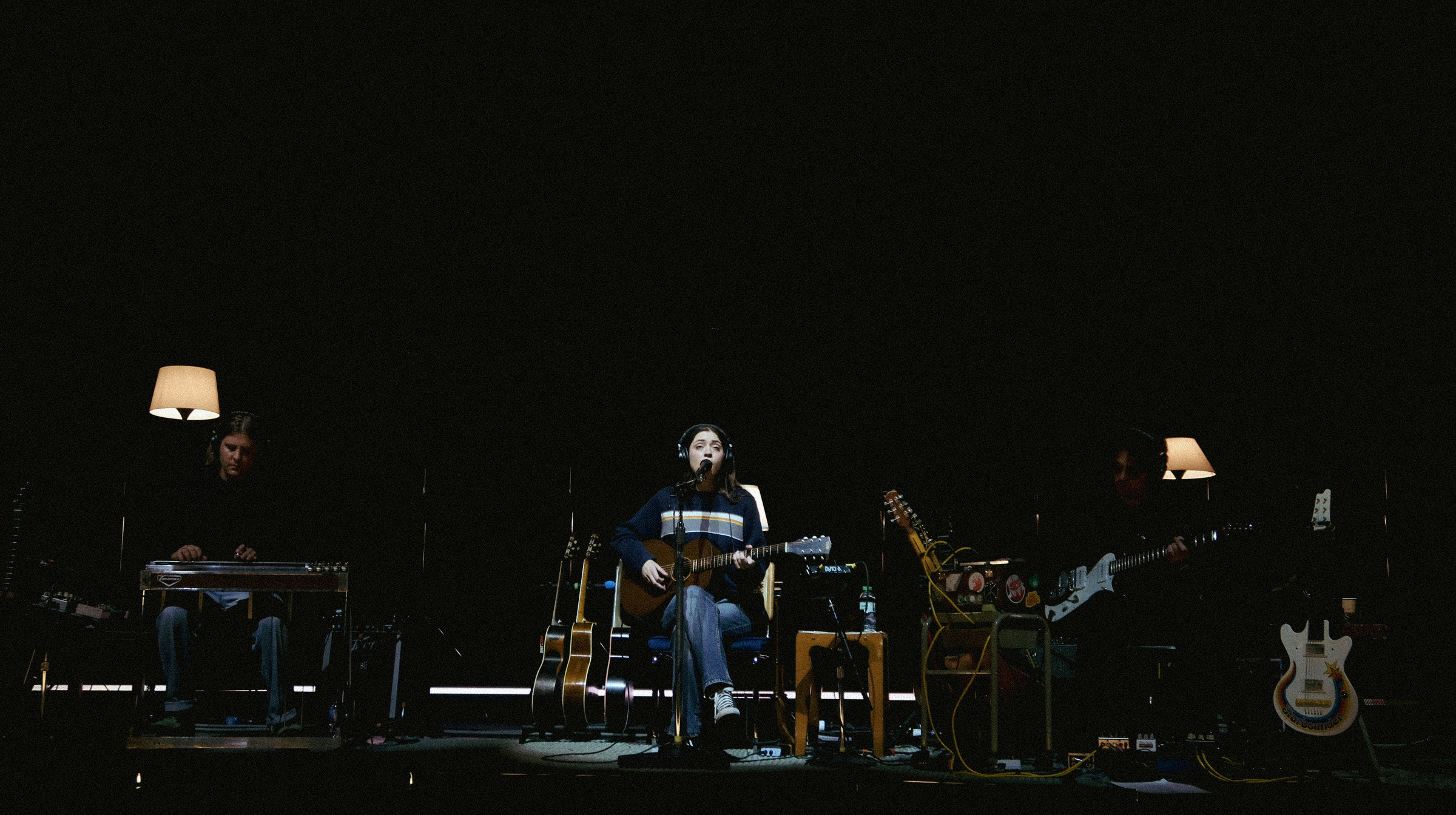 Less is more: An Evening With Lizzy McAlpine on the Older Tour