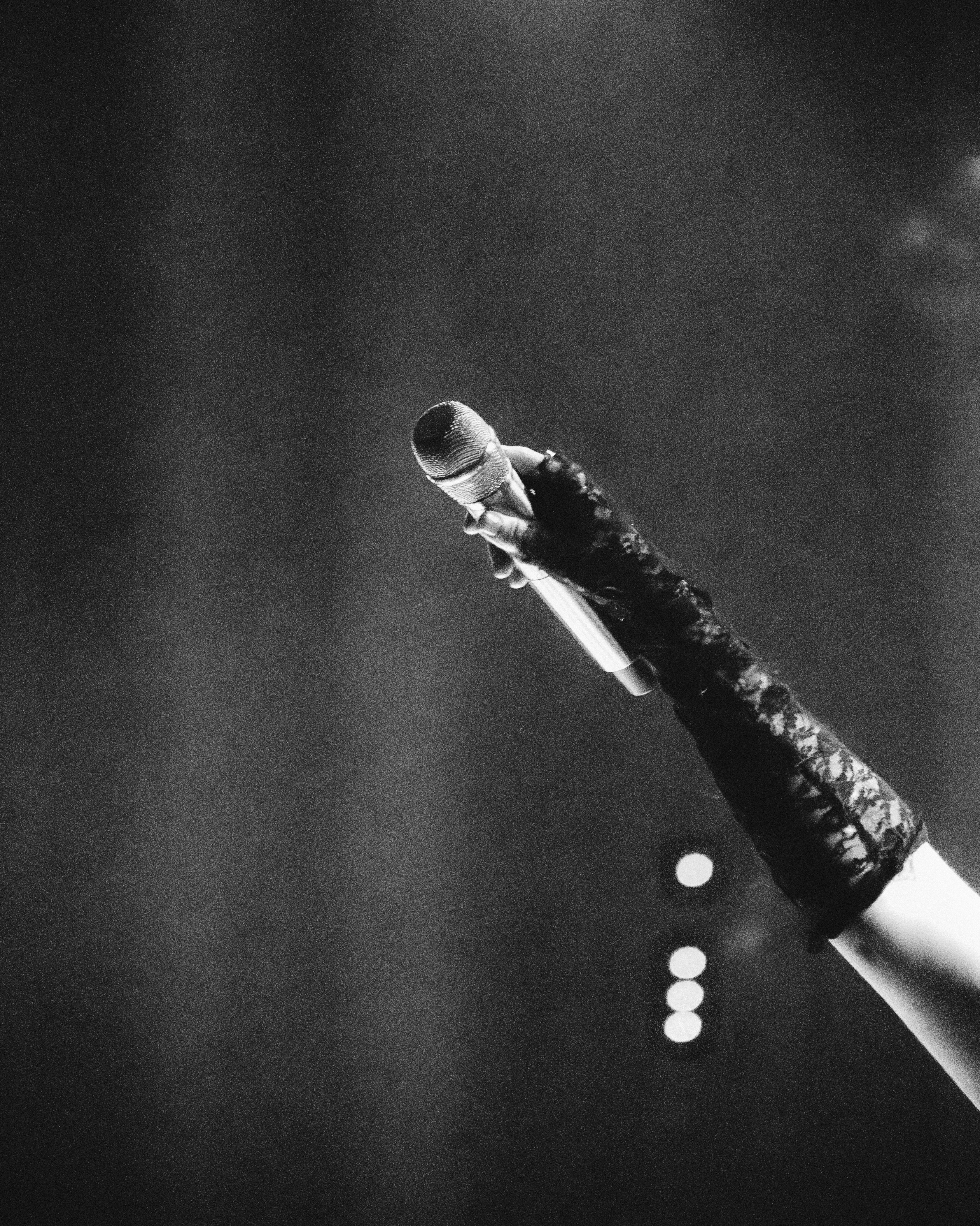 Kelsy Karter & The Heroines Run Wild in London