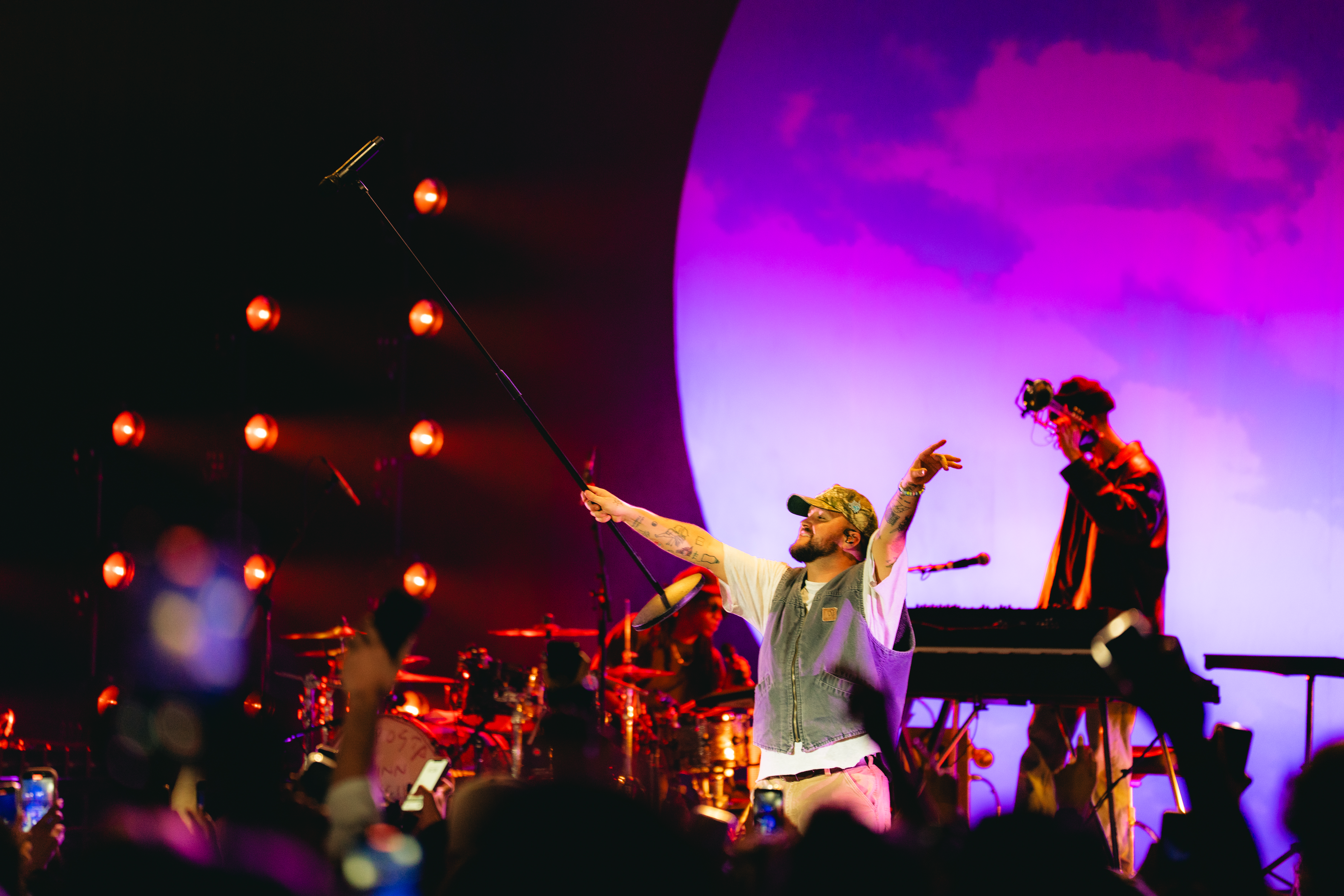 Quinn XCII Brings a Night Under the Moon to the Hollywood Palladium