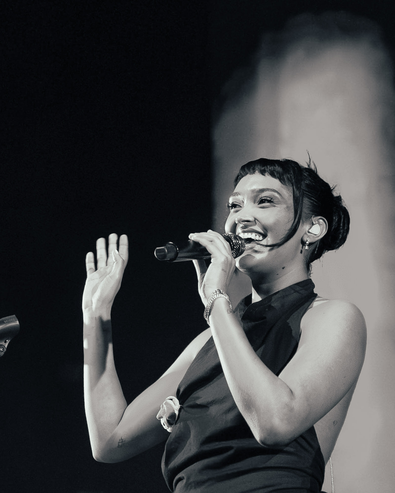 Joy Crookes Enchants The O2 Academy in Glasgow