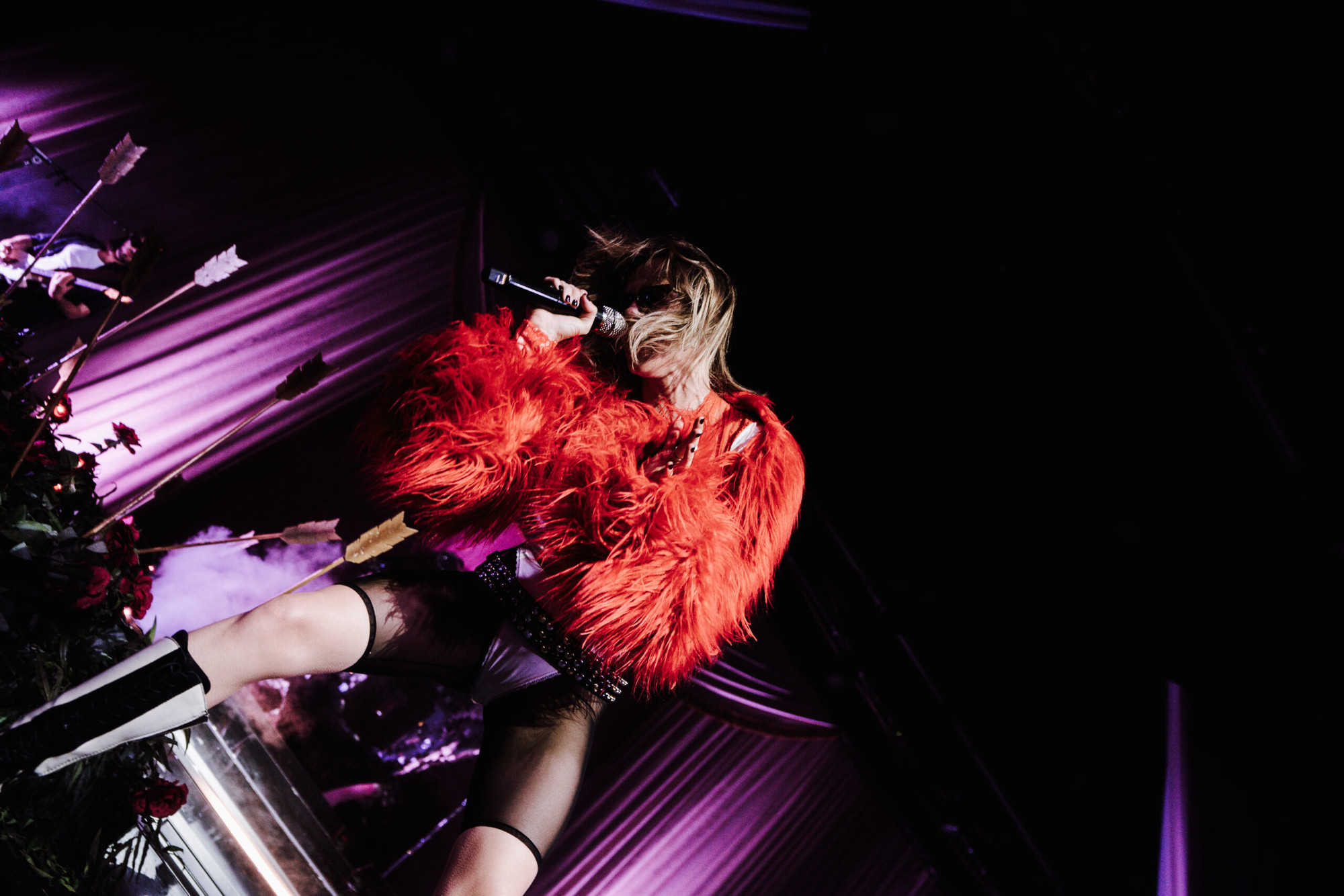 Suki Waterhouse Makes Loveland Feel Like Home