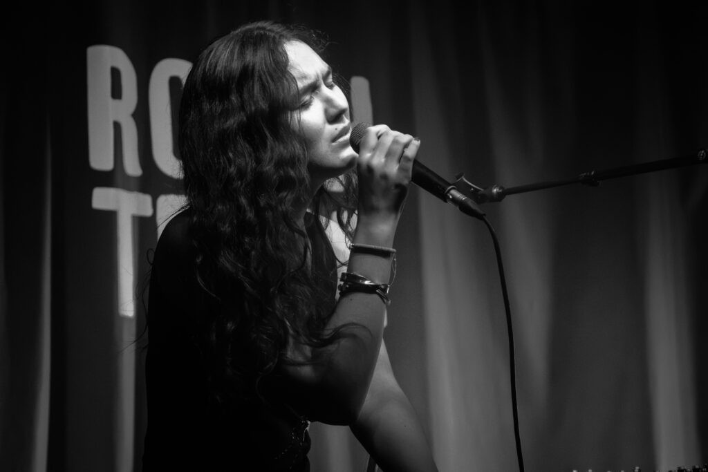 Photo by Tee Tolmar